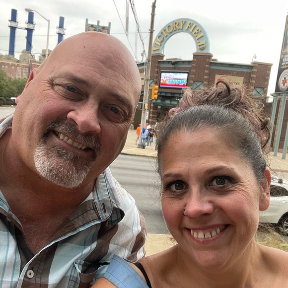 Meet your Posher! - Picture 2 of 4